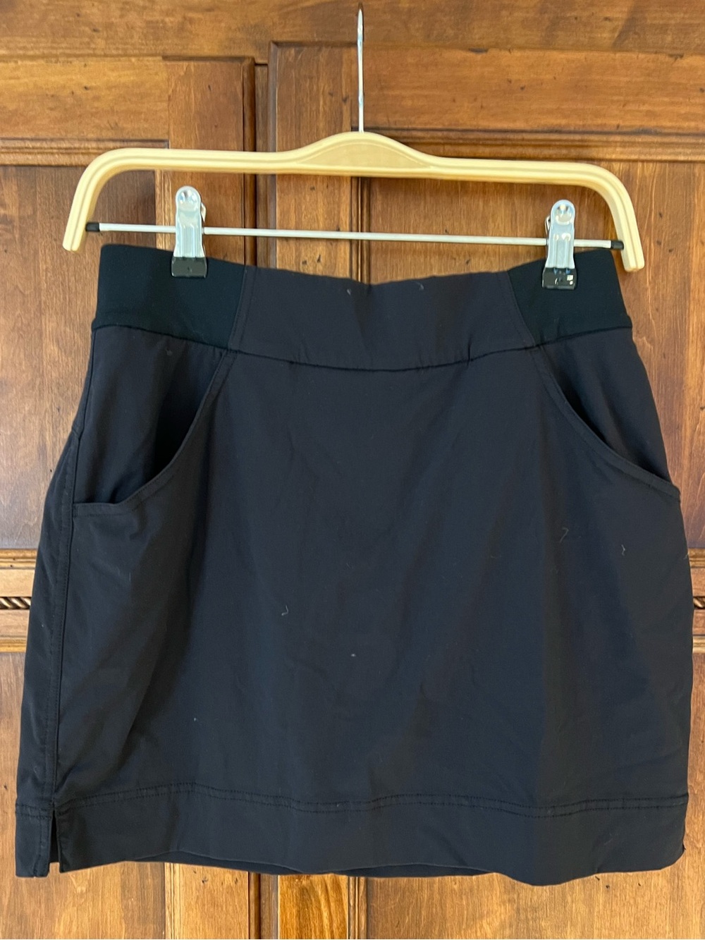 NWOT Columbia skort | Black | SZ S | elastic waistband | pockets | Golf | Tennis